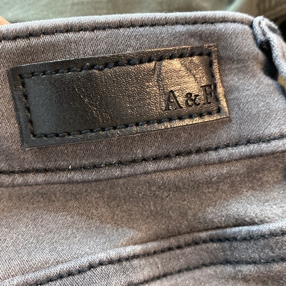 Abercrombie | Women's Dark Charcoal Skinny Jeans 28 |6R - Picture 6 of 6